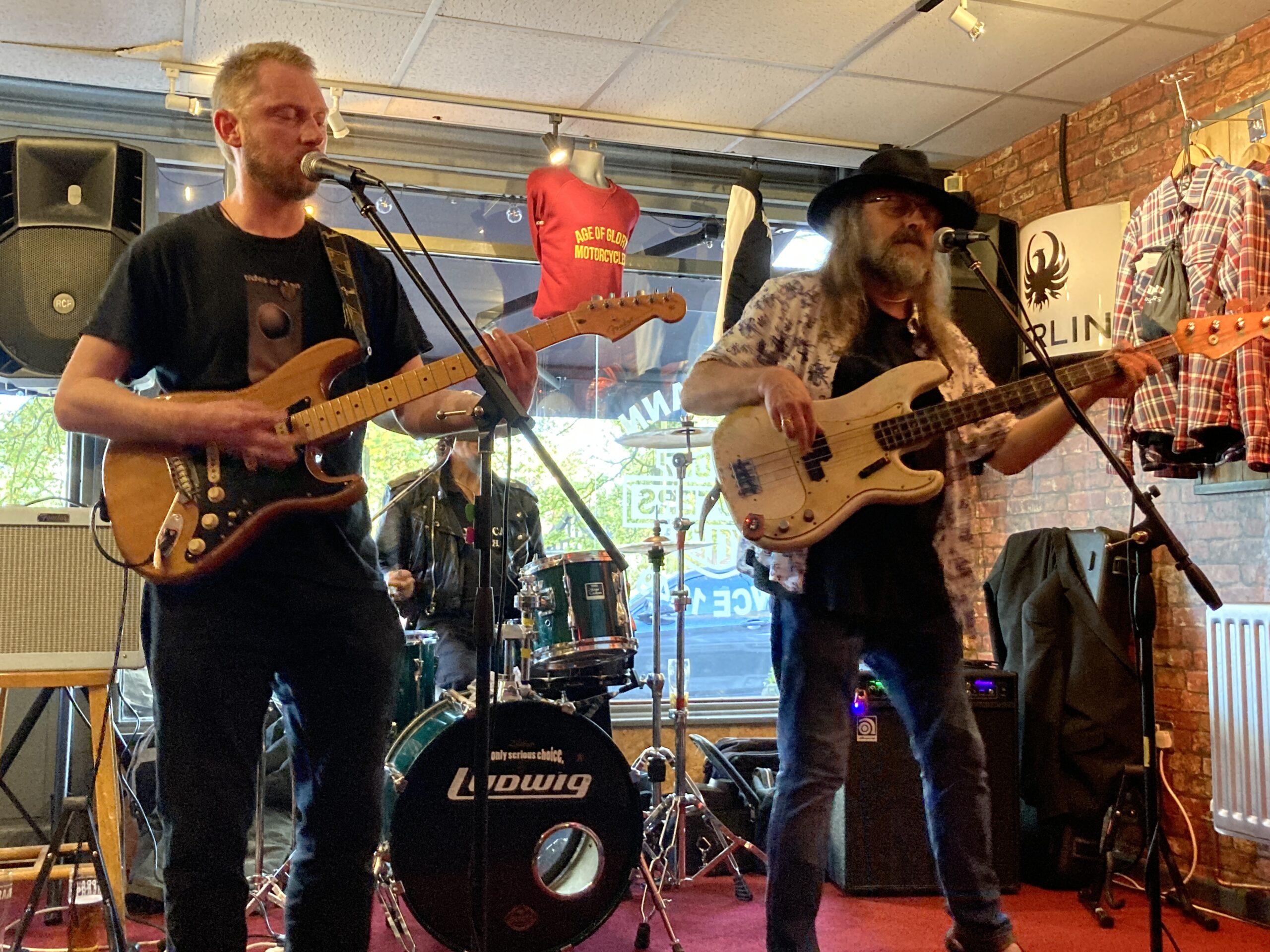 Derek & The Checkmates at The Sunday Soiree